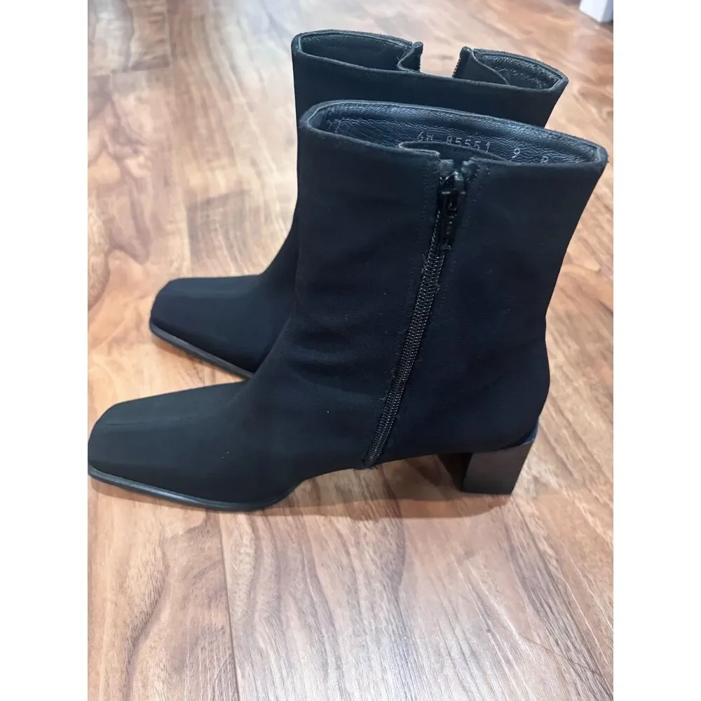 Stuart Weitzman Windy Gore-Tex Booties Black Square Toe Block Heel 9